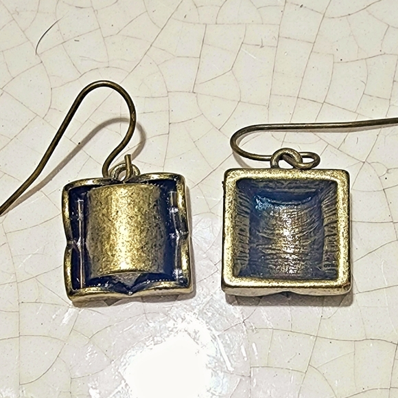 Brass tone small brutalist earrings - Picture 3 of 4